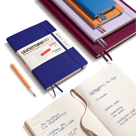 Weekly Planner and Notebook 2025, German